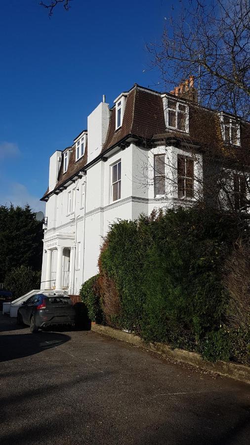Lovely 2 Bedroom Flat Wifi Close To The Beach Bournemouth Exterior foto