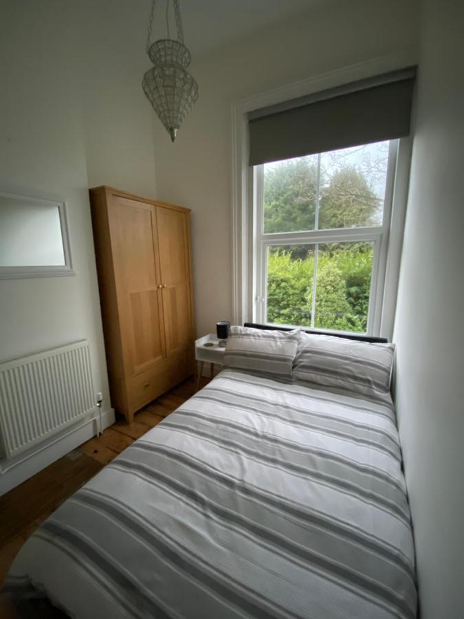 Lovely 2 Bedroom Flat Wifi Close To The Beach Bournemouth Exterior foto